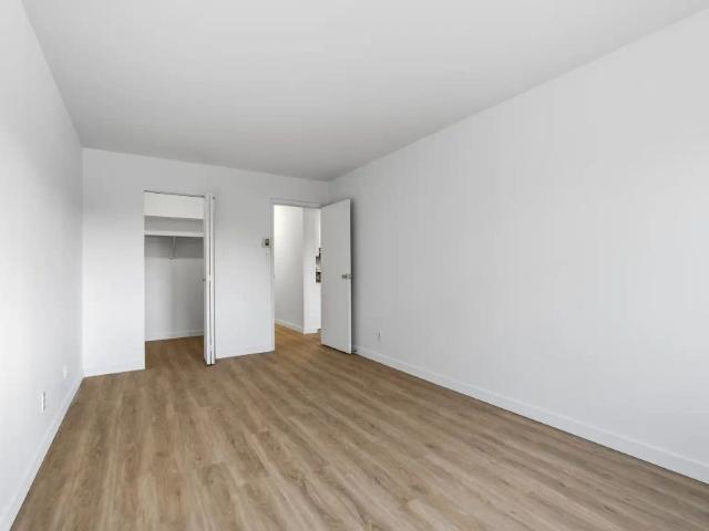 Apartment for rent in Vieux Saint-Laurent, Montréal