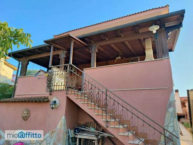 Villa Indipendente in affitto a Selva Secca, Roma Capitale