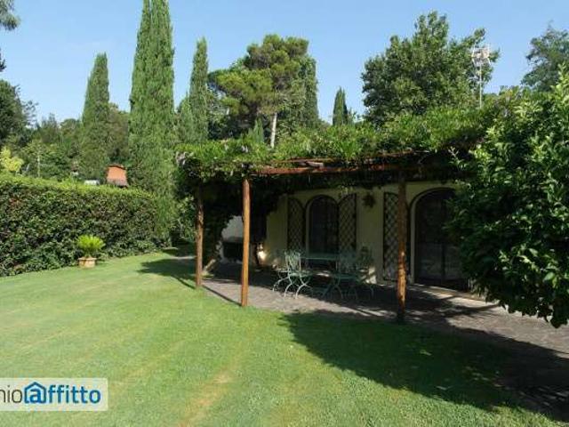 Villa Indipendente in affitto a Municipio Roma VIII, Roma Capitale