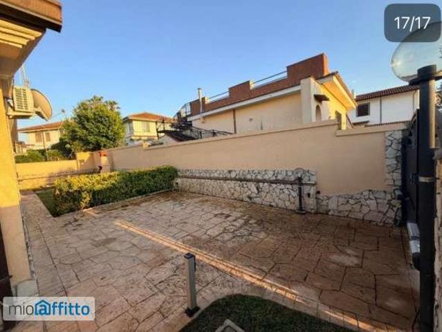Villa Indipendente in affitto a Roma Capitale, Lazio