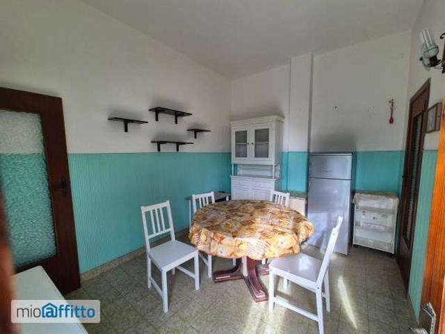 Villa Indipendente in affitto a Castel Volturno, Campania