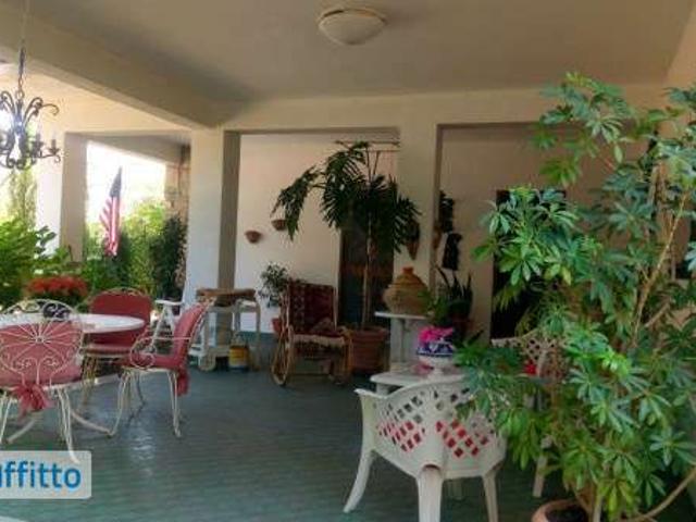 Villa Indipendente in affitto a Baia E Latina, Campania