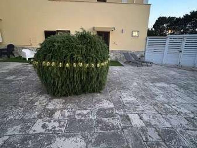 Villa Indipendente in affitto a Bari