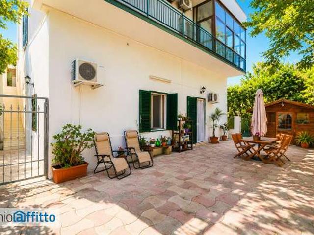 Villa Indipendente in affitto a Municipio 1, Puglia