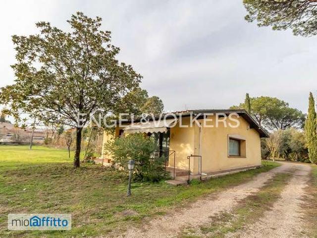 Villa Indipendente in affitto a Municipio Roma VI, Roma Capitale