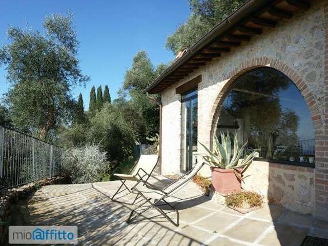 Villa Indipendente in affitto a Santa Lucia, Camaiore