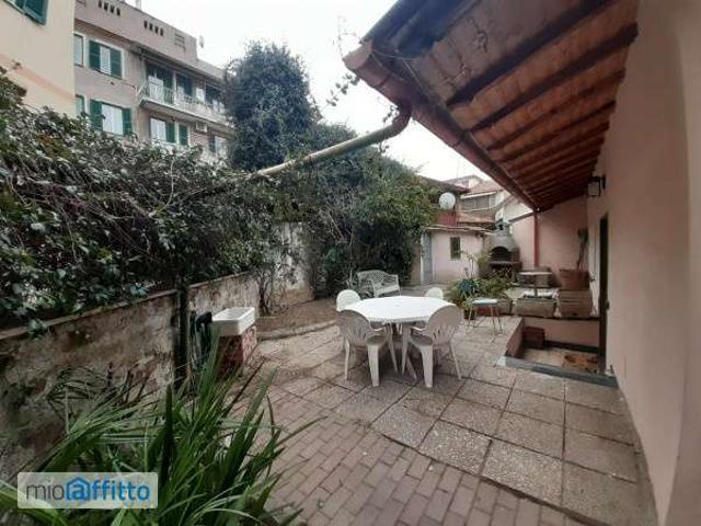 Villa Indipendente in affitto a Municipio Roma V, Roma Capitale