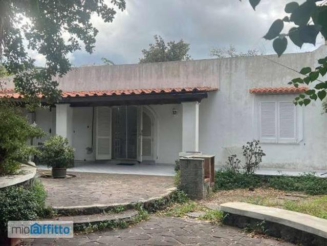 Villa Indipendente in affitto a Piripissa, Ischia