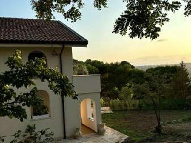 Villa Indipendente in affitto a Di Sante, Francavilla Al Mare