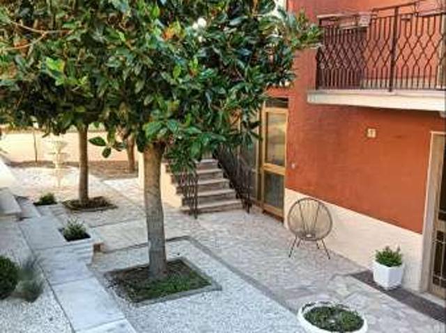 Villa Indipendente in affitto a Tre Croci, Vetralla