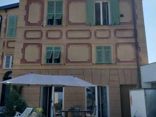 Villa Indipendente in affitto a Lavagna, Liguria