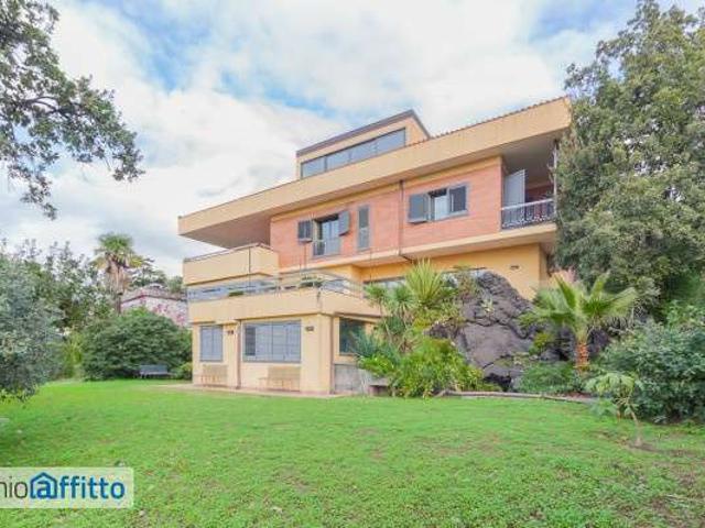 Villa Indipendente in affitto a Fasano, Gravina Di Catania