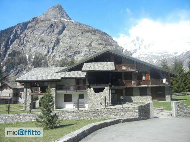 Villa Indipendente in affitto a Larzey, Courmayeur