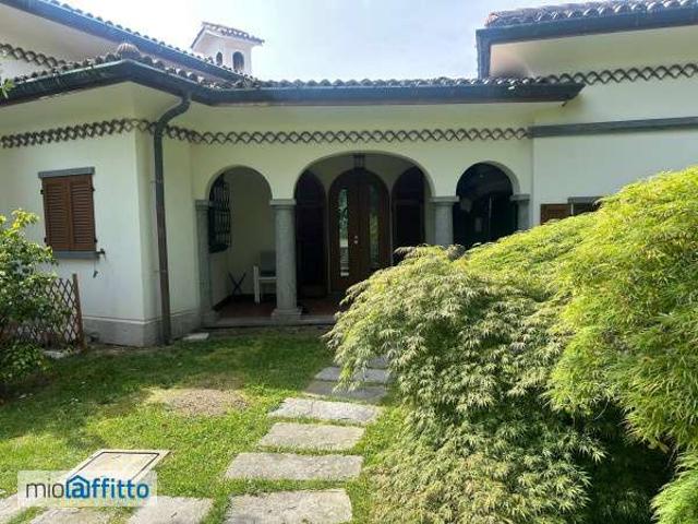 Villa Indipendente in affitto a Casciago, Lombardia