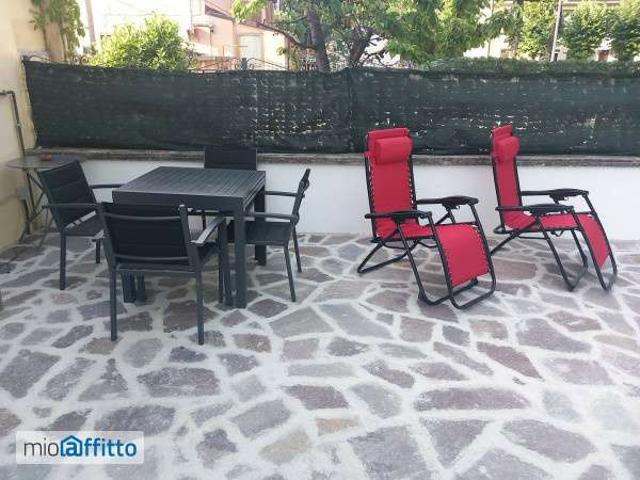 Villa Indipendente in affitto a Castel Di Sangro, Abruzzo