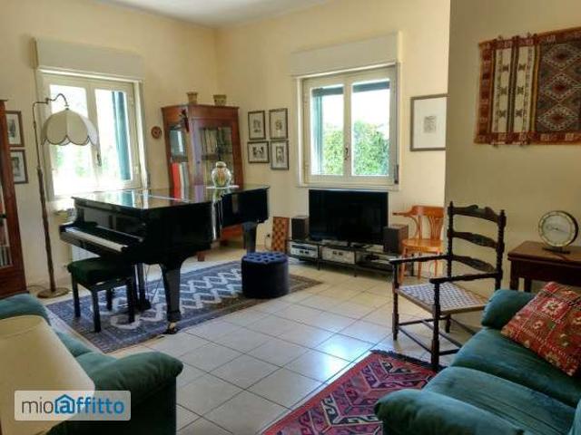 Villa Indipendente in affitto a Mascalucia, Catania