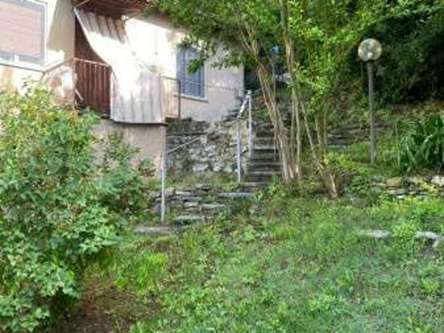 Villa Indipendente in affitto a Zavattarello, Lombardia