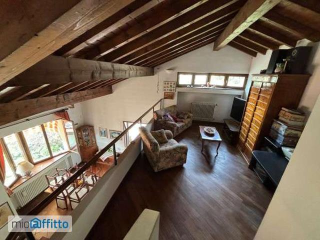 Villa Indipendente in affitto a Olzino, Cernobbio