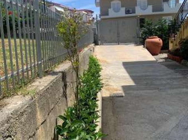 Villa Indipendente in affitto a Calabria, Cosenza