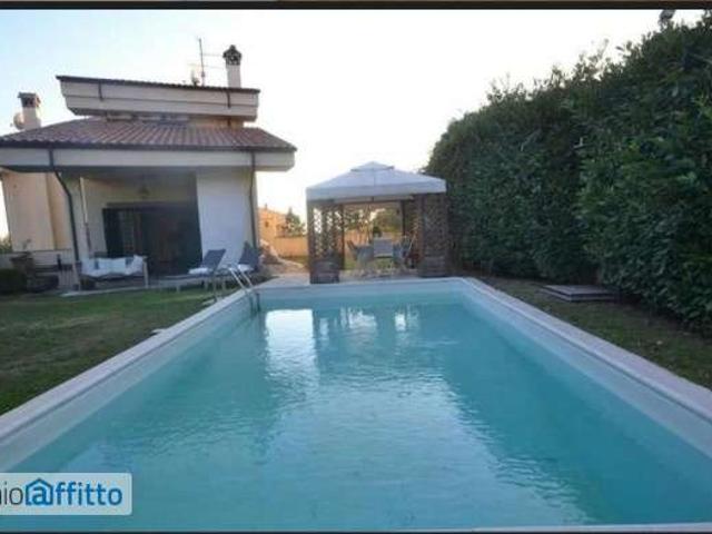 Villa Indipendente in affitto a Roma Capitale, Lazio