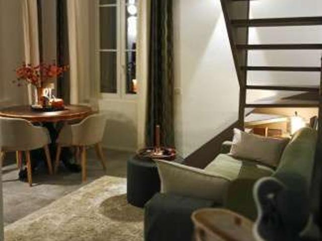 Villa Indipendente in affitto a Cardano, Como