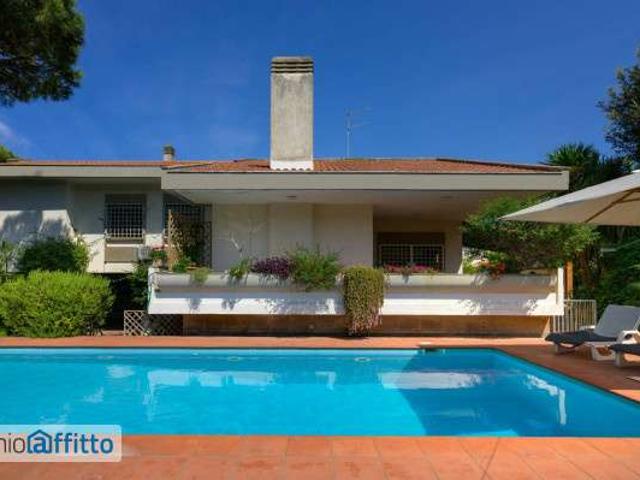 Villa Indipendente in affitto a Fregene, Roma Capitale