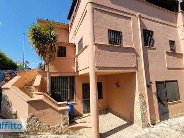 Villa Indipendente in affitto a Il Poggetto, Puglia