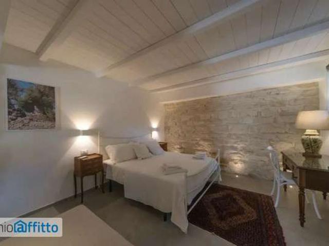 Villa Indipendente in affitto a Trani, Barletta-Andria-Trani