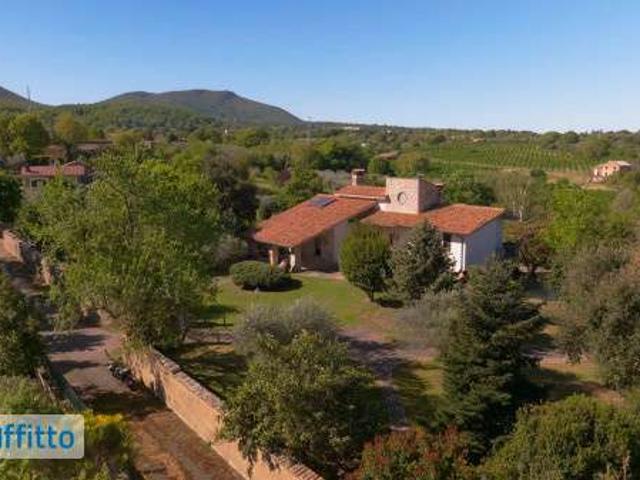 Villa Indipendente in affitto a Viterbo, Lazio