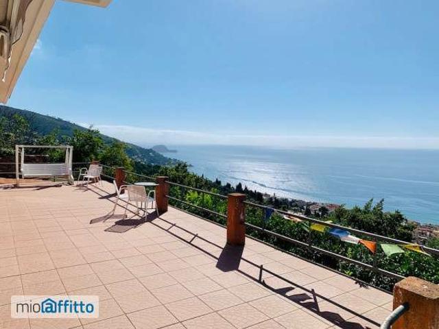 Villa Indipendente in affitto a Alassio, Liguria