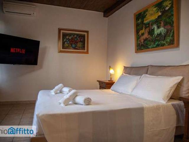 Villa Indipendente in affitto a Anguillara Sabazia, Roma