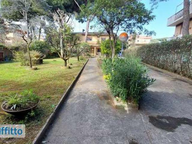 Villa Indipendente in affitto a Lido di Enea, Roma Capitale