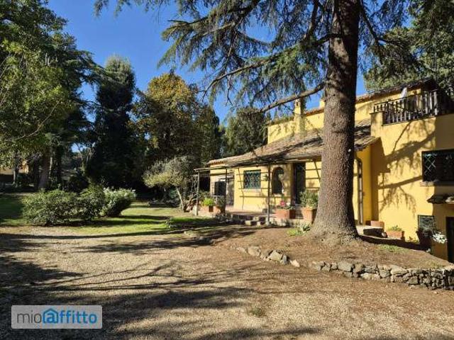 Villa Indipendente in affitto a Municipio Roma VIII, Roma Capitale