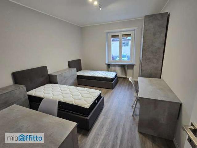 Villa Indipendente in affitto a Circoscrizione 6, Piemonte