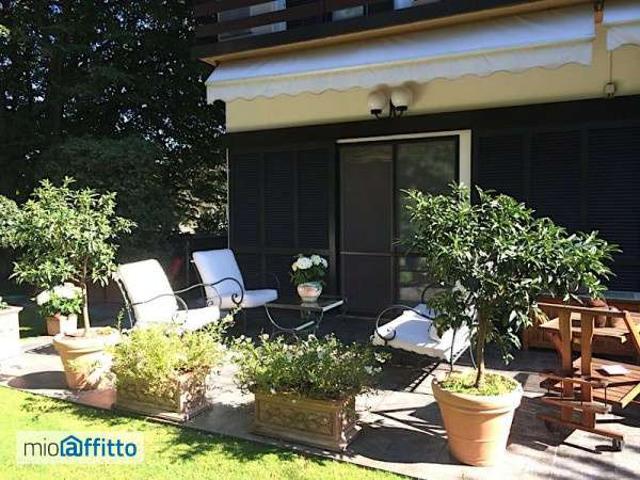 Villa Indipendente in affitto a Municipio 7, Milano