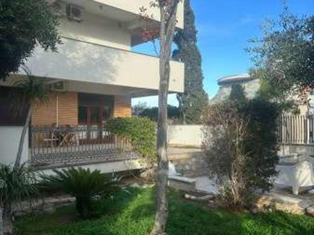 Villa Indipendente in affitto a Municipio 1, Puglia