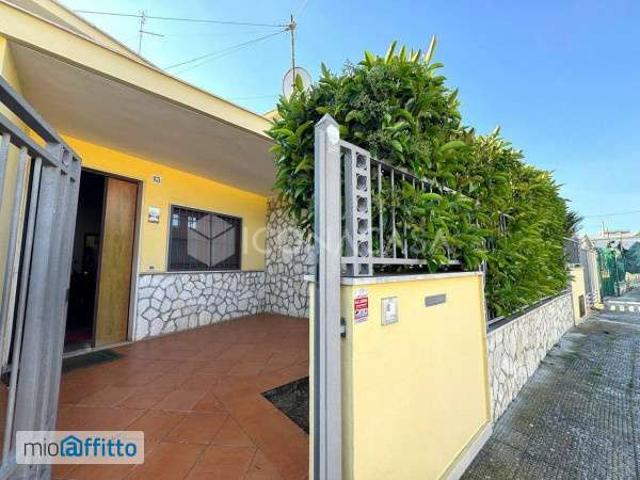 Villa Indipendente in affitto a Municipio 5, Puglia