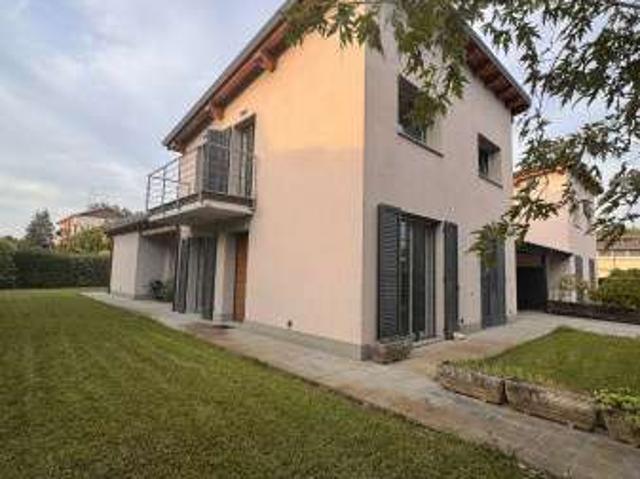 Villa Indipendente in affitto a Unione dei comuni Valli del Reno, Lavino e Samoggia, Sasso Marconi