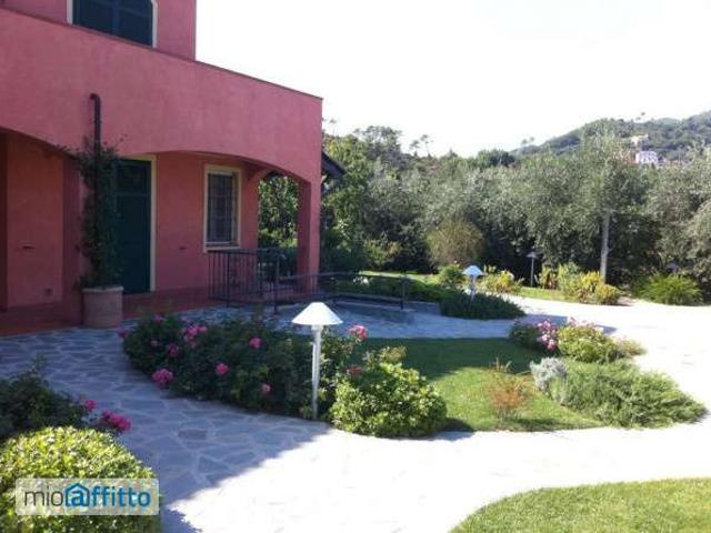 Villa Indipendente in affitto a Pozzuolo Alto, Celle Ligure
