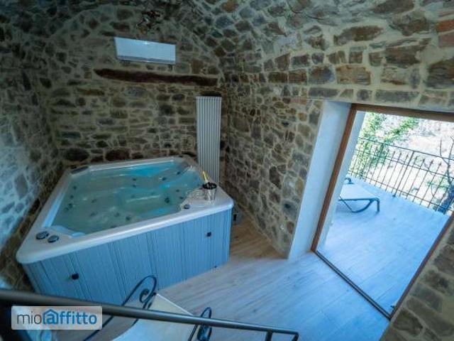 Villa Indipendente in affitto a Unione dei Comuni Montani Amiata Grossetana, Seggiano