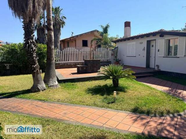 Villa Indipendente in affitto a Massannunziata, Mascalucia