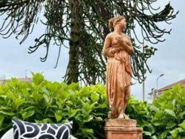 Villa Indipendente in affitto a Piemonte, Novara