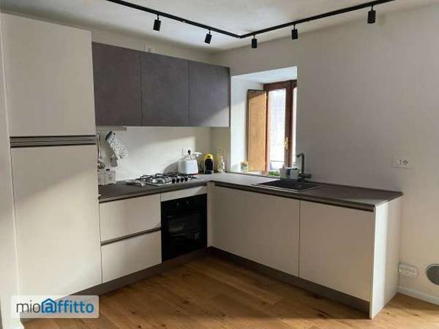 Villa Indipendente in affitto a Lanzada, Lombardia