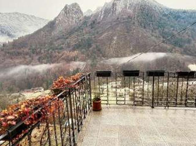 Villa Indipendente in affitto a Bagolino, Brescia