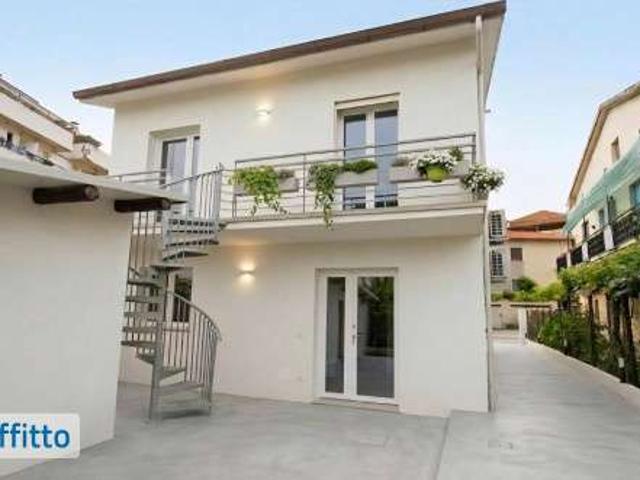 Villa Indipendente in affitto a Francavilla al Mare, Chieti