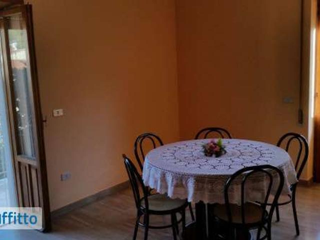 Villa Indipendente in affitto a Tagliacozzo, Abruzzo