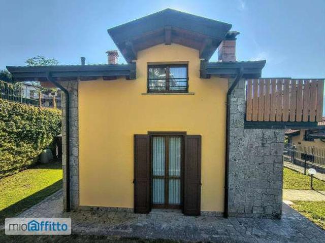 Villa Indipendente in affitto a Dorga, Castione Della Presolana