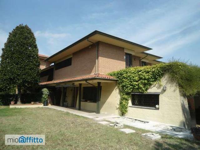 Villa Indipendente in affitto a Monte Donato, Bologna