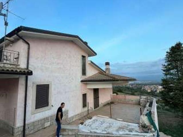 Villa Indipendente in affitto a Roma Capitale, Lazio