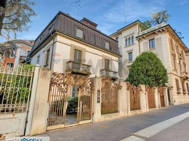 Villa Indipendente in affitto a Municipio 1, Milano